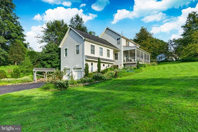679 SPENCER RD, Avondale, PA 19311