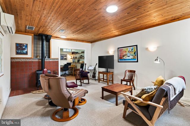 679 SPENCER RD, Avondale, PA 19311