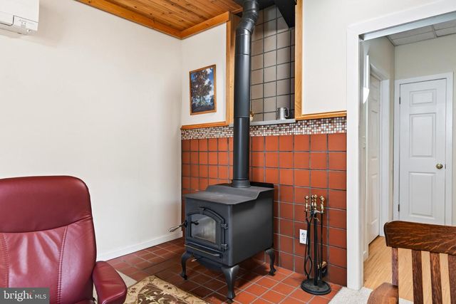 679 SPENCER RD, Avondale, PA 19311