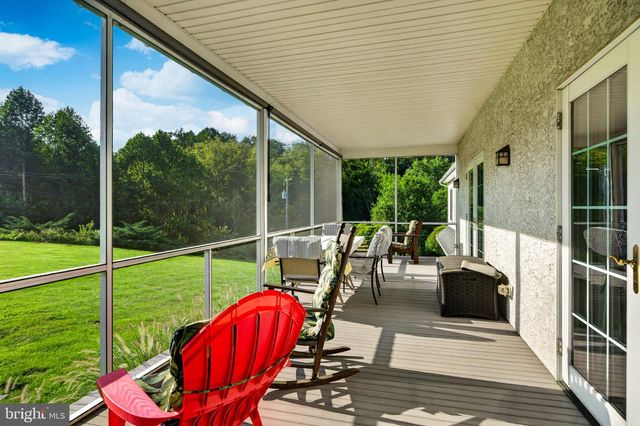 679 SPENCER RD, Avondale, PA 19311