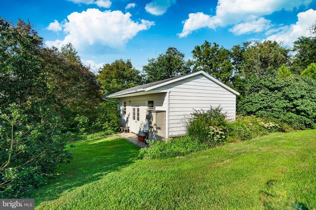 679 SPENCER RD, Avondale, PA 19311