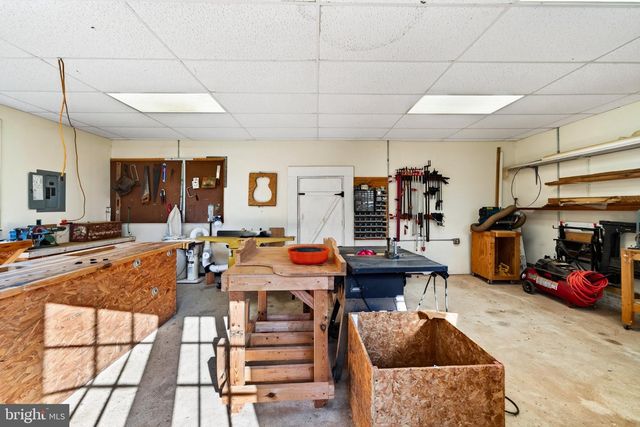 679 SPENCER RD, Avondale, PA 19311