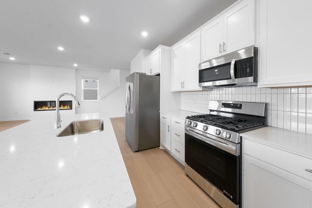 7371 Kaeding Avenue NE, Otsego, MN 55330