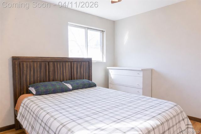 19871 Saxton Avenue, Southfield, MI 48075