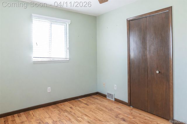 19871 Saxton Avenue, Southfield, MI 48075