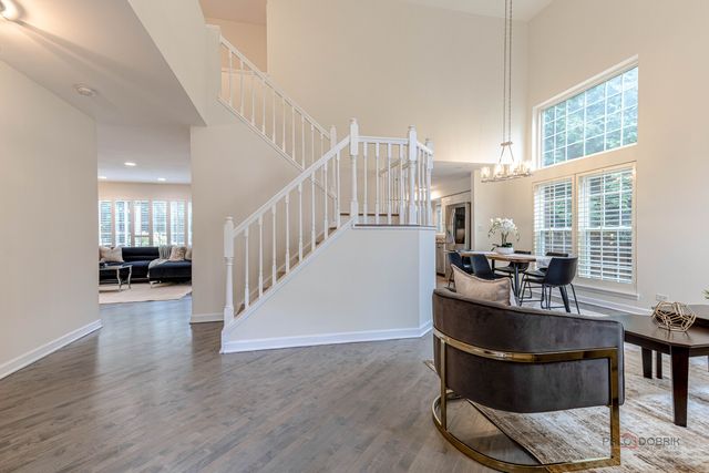 589 Marseilles Circle, Buffalo Grove, IL 60089