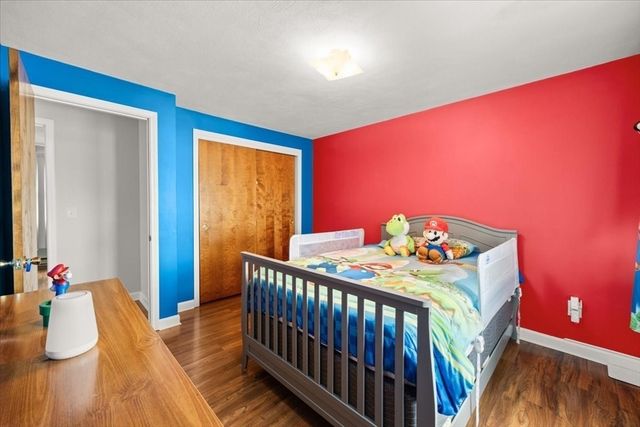 66 Mary Dr, Taunton, MA 02780