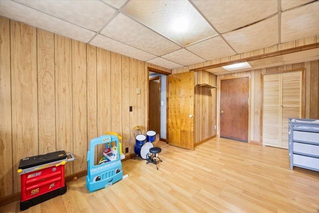 66 Mary Dr, Taunton, MA 02780