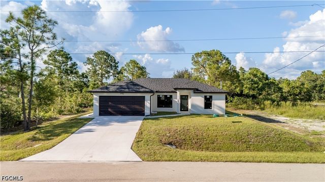 2708 42nd ST W, Lehigh Acres, FL 33971
