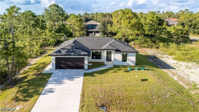 2708 42nd ST W, Lehigh Acres, FL 33971