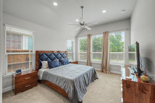 5200 Bradford Green Trail, Flower Mound, TX 75028