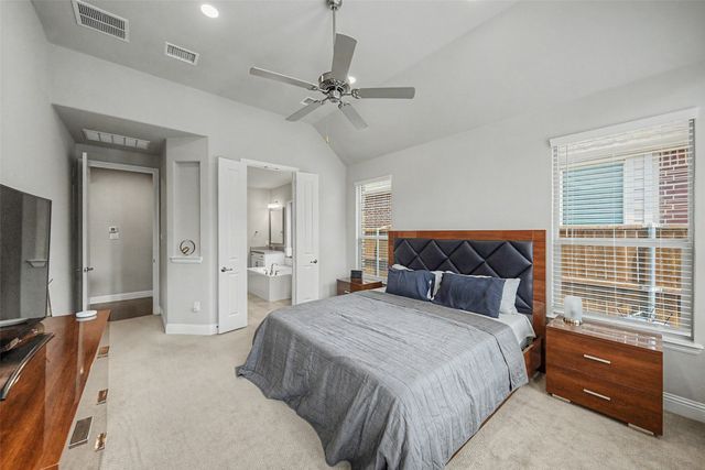 5200 Bradford Green Trail, Flower Mound, TX 75028