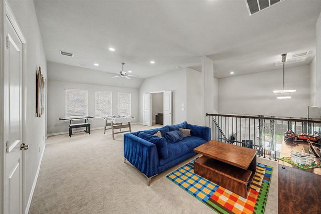 5200 Bradford Green Trail, Flower Mound, TX 75028