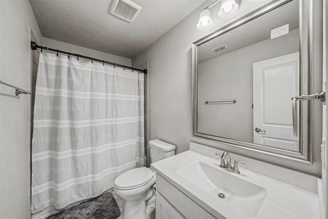 5200 Bradford Green Trail, Flower Mound, TX 75028