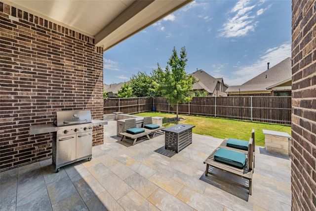 5200 Bradford Green Trail, Flower Mound, TX 75028