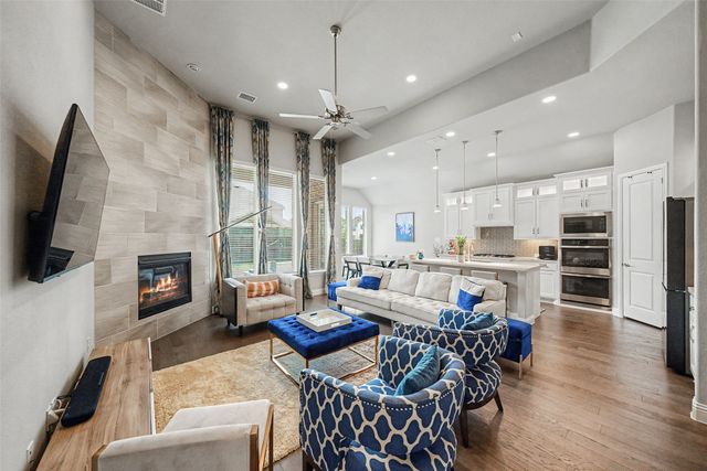 5200 Bradford Green Trail, Flower Mound, TX 75028