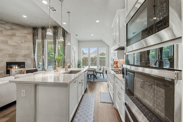 5200 Bradford Green Trail, Flower Mound, TX 75028