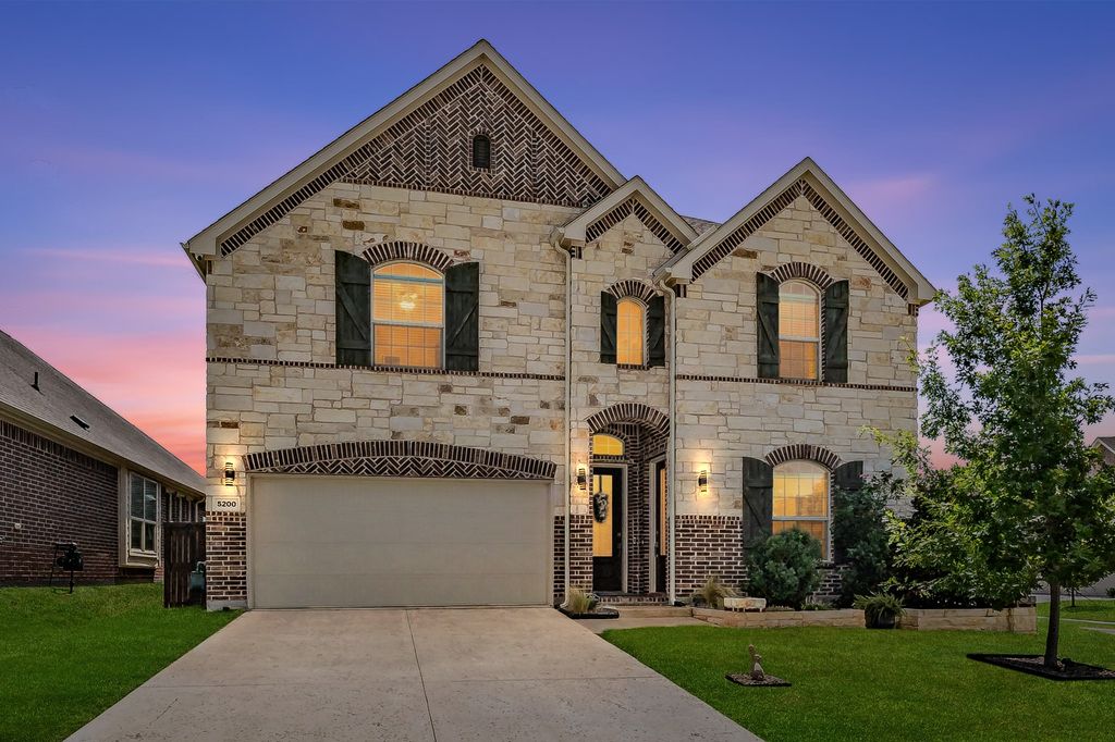 5200 Bradford Green Trail, Flower Mound, TX 75028
