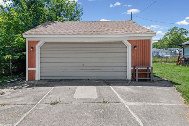 23112 Detour Street, St Clair Shores, MI 48082