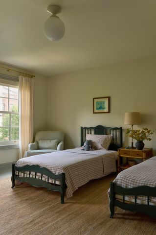 39 Willow Place, New York City, NY 11201