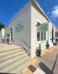 213 N Church St, Livingston, TN 38570