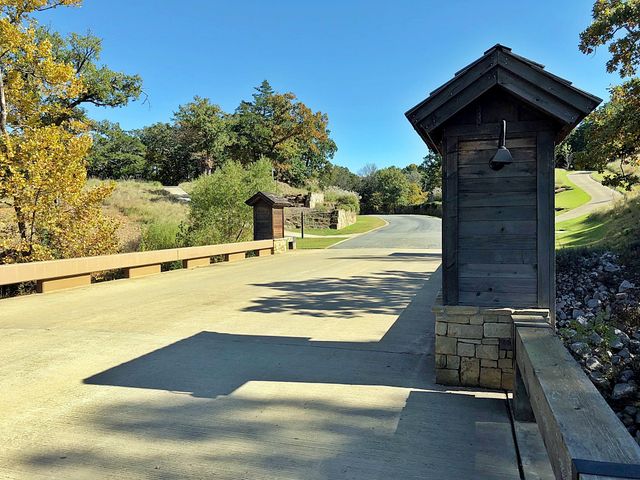 47A Reflection Bay Boulevard, Gordonville, TX 76245