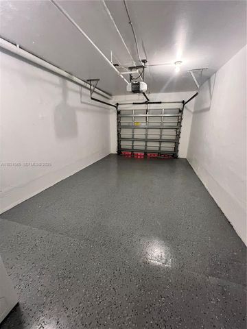 2021 SE 10th Ave 212, Fort Lauderdale, FL 33316