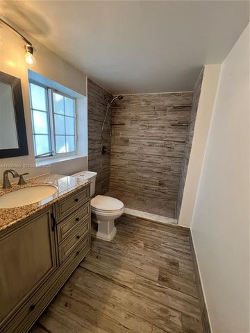 2021 SE 10th Ave 212, Fort Lauderdale, FL 33316