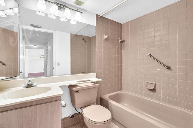 4930 E Sabal Palm Boulevard 409, Tamarac, FL 33319