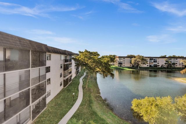 4930 E Sabal Palm Boulevard 409, Tamarac, FL 33319