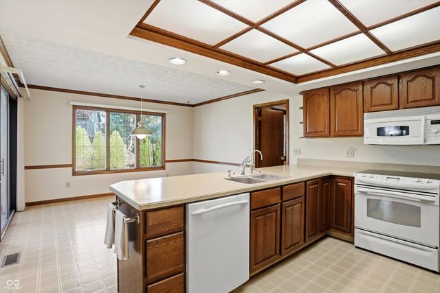 208 Andover Lane, Noblesville, IN 46060