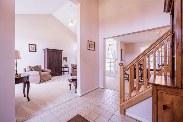 4 S Village Trail, Penfield, NY 14450