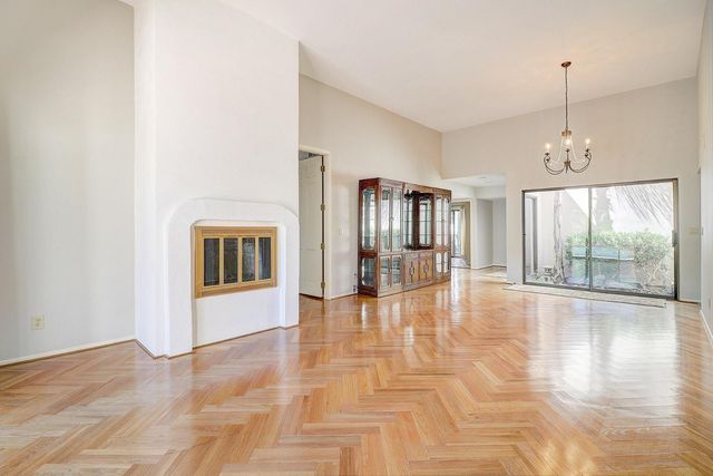 3025 E Marlette Avenue, Phoenix, AZ 85016