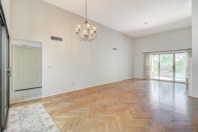 3025 E Marlette Avenue, Phoenix, AZ 85016