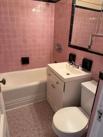 8 Garrison Street 604, Boston, MA 02116