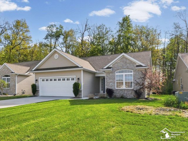8052 Timber Wood Lane, Bedford Twp, MI 48182