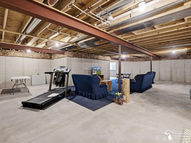 8052 Timber Wood Lane, Bedford Twp, MI 48182