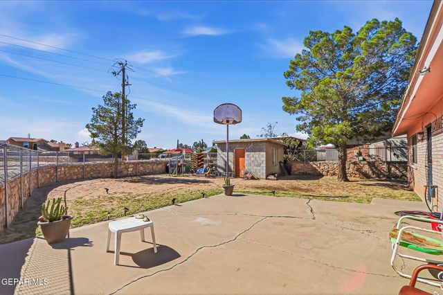 846 BAYONNE Lane, El Paso, TX 79907