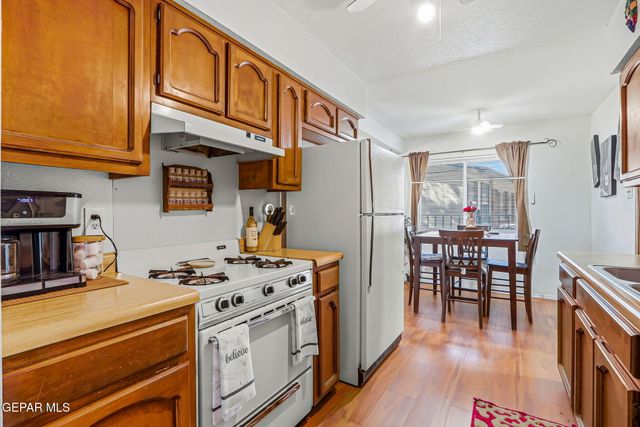 846 BAYONNE Lane, El Paso, TX 79907