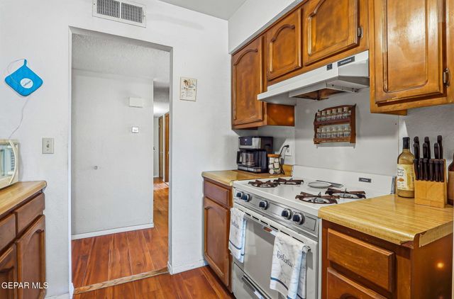 846 BAYONNE Lane, El Paso, TX 79907