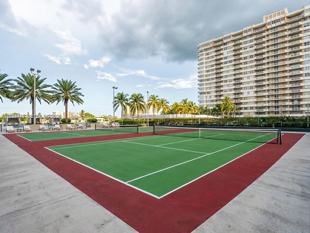 1985 S Ocean Drive 2B, Hallandale Beach, FL 33009