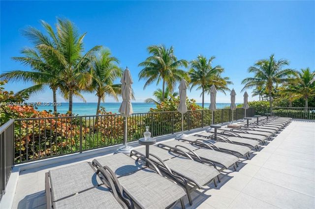 1985 S Ocean Drive 2B, Hallandale Beach, FL 33009