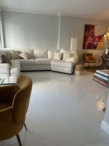 1985 S Ocean Drive 2B, Hallandale Beach, FL 33009