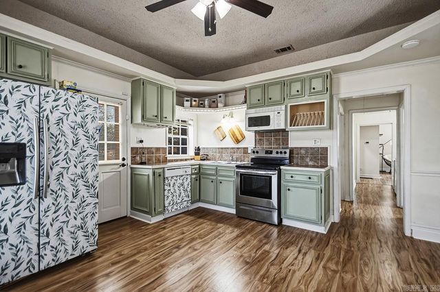 523 Grandview Street, Sherwood, AR 72120