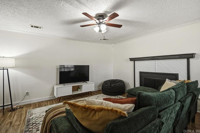 523 Grandview Street, Sherwood, AR 72120