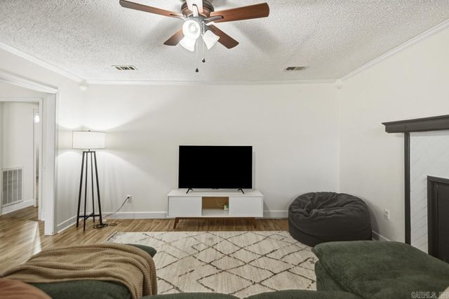 523 Grandview Street, Sherwood, AR 72120