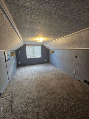 25795 Groveland Street, Roseville, MI 48066