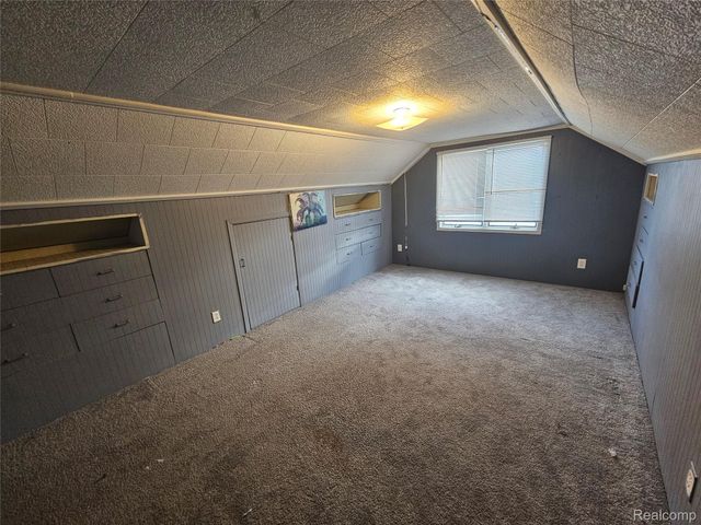 25795 Groveland Street, Roseville, MI 48066