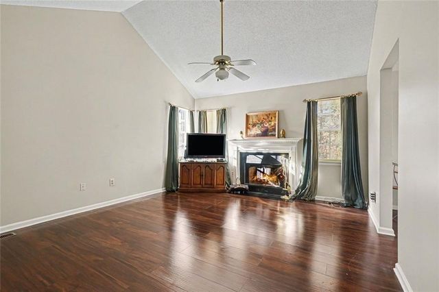 958 Redan Crescent Drive, Stone Mountain, GA 30088