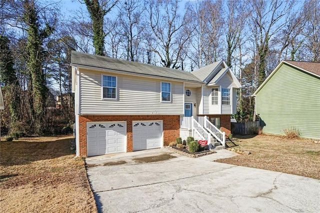 958 Redan Crescent Drive, Stone Mountain, GA 30088